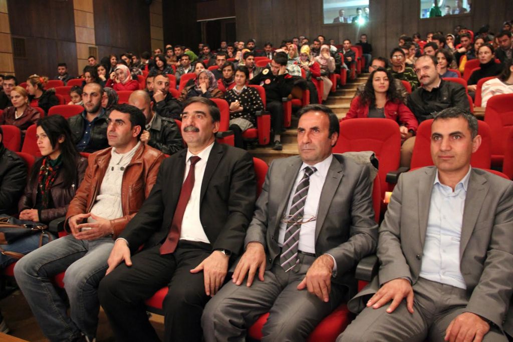 Iğdır Belediyesi Tarafından Getirilen Medyalan Oyunu Sergilendi