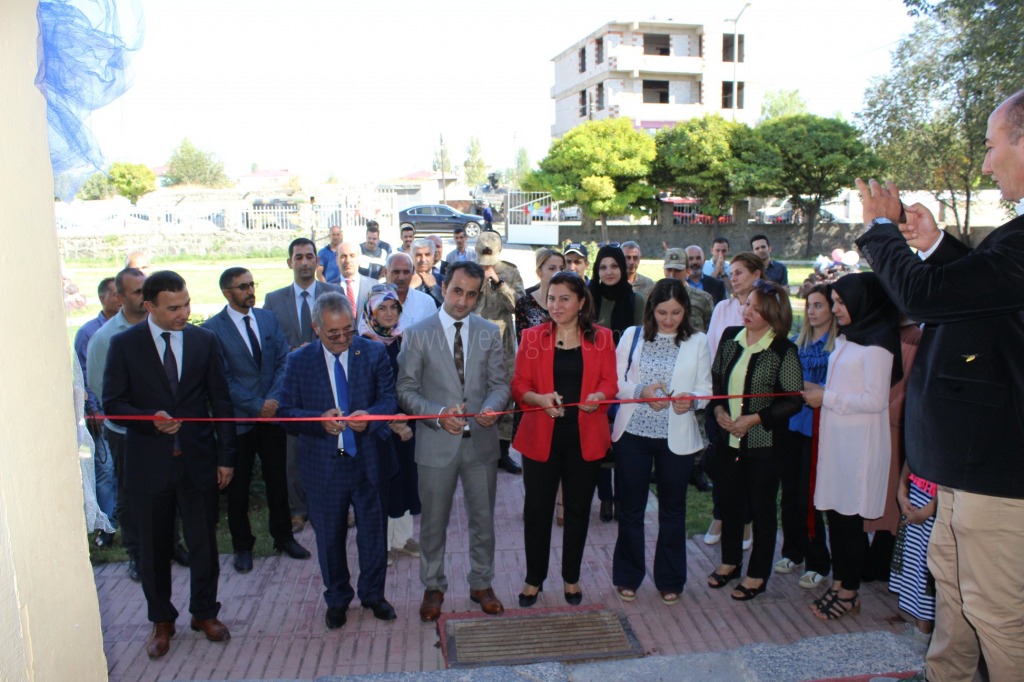 K AYMAKAM GÜZEL KARAKOYUNLU AİLE DESTEK MERKEZİNİN AÇILIŞINI GERÇEKLEŞTİRDİ