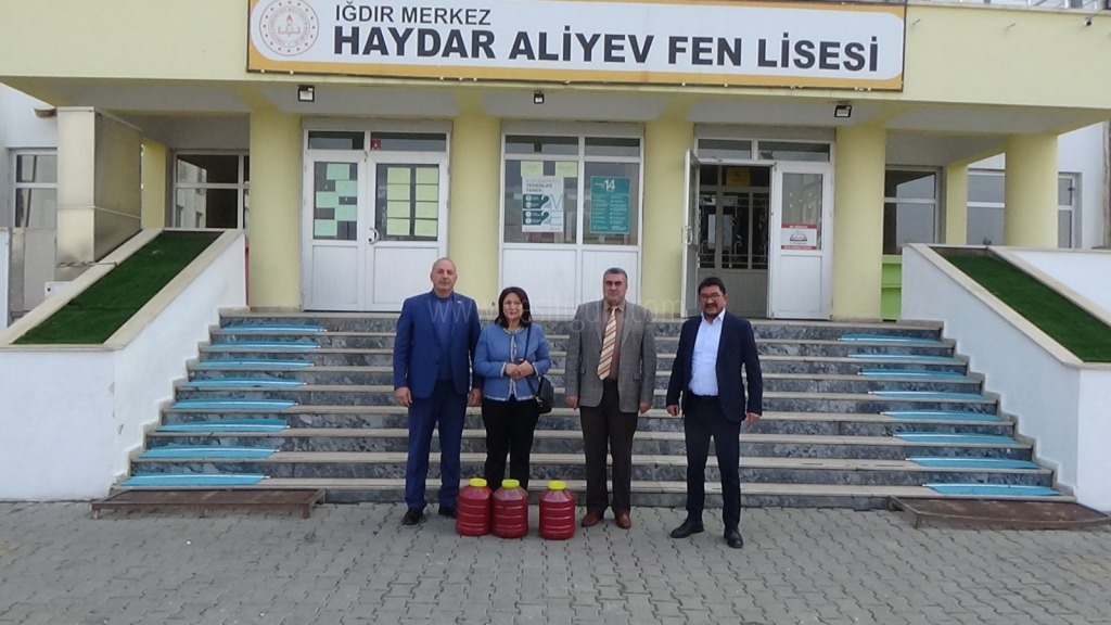 YERLİ MALI HAFTASI KAPSAMINDA DOMATES SALÇASI DAĞITILDI