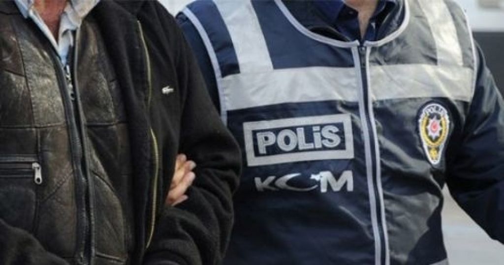 Emniyetten Eş Zamanlı Operasyon 4 Tutuklama
