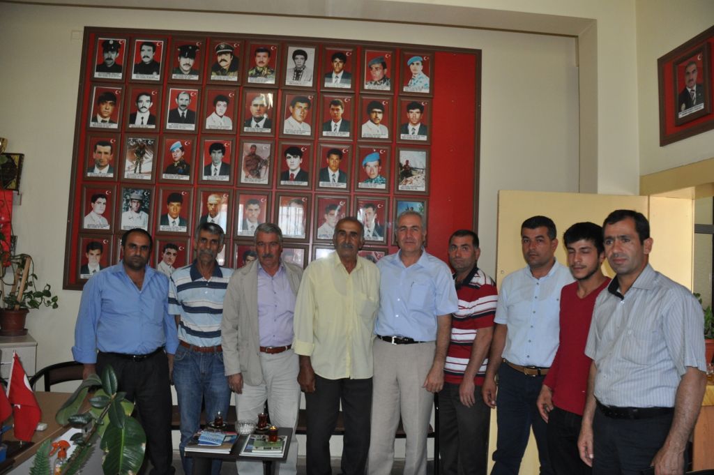 E Kurmay Albay Hanifi Yıldırım Şehit Ve Gazi Ailelerini Ziyaret Etti