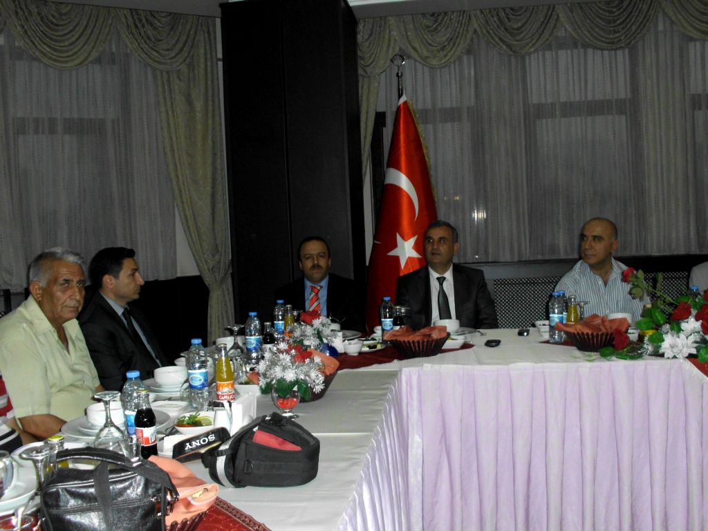 Iğdır Emniyet Müdüründen Gazetecilere İftar Yemeği