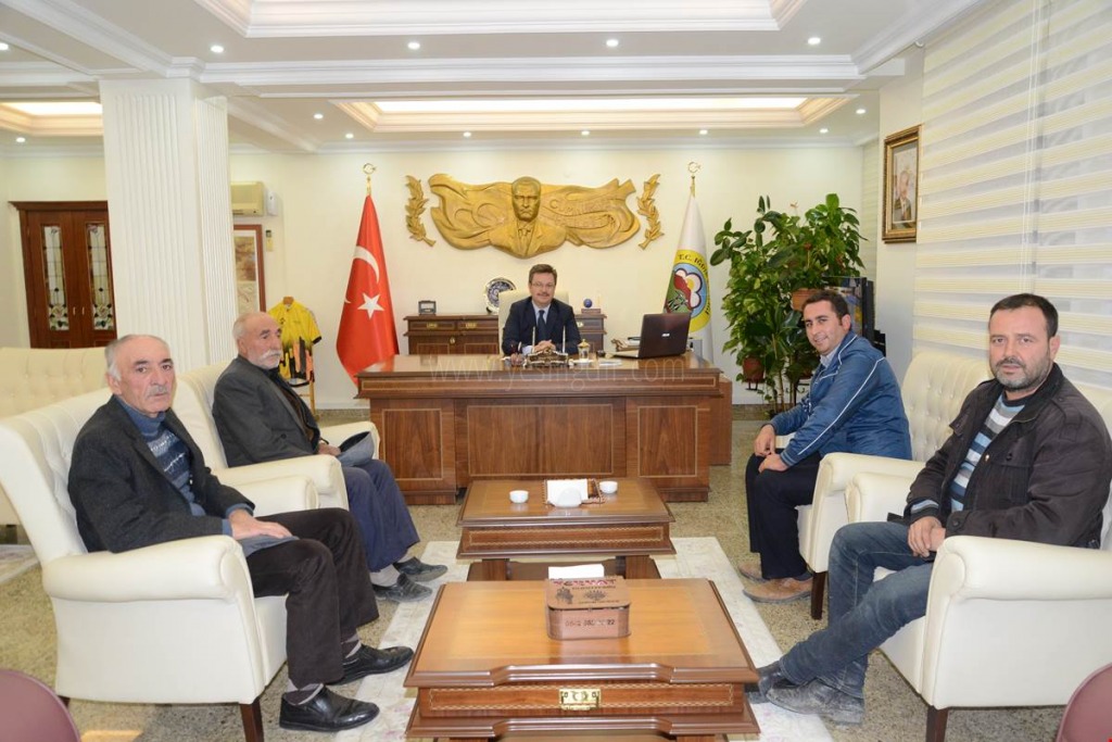 VALİ ÜNLÜ MİSAFİRLERİNİ KABUL ETTİ