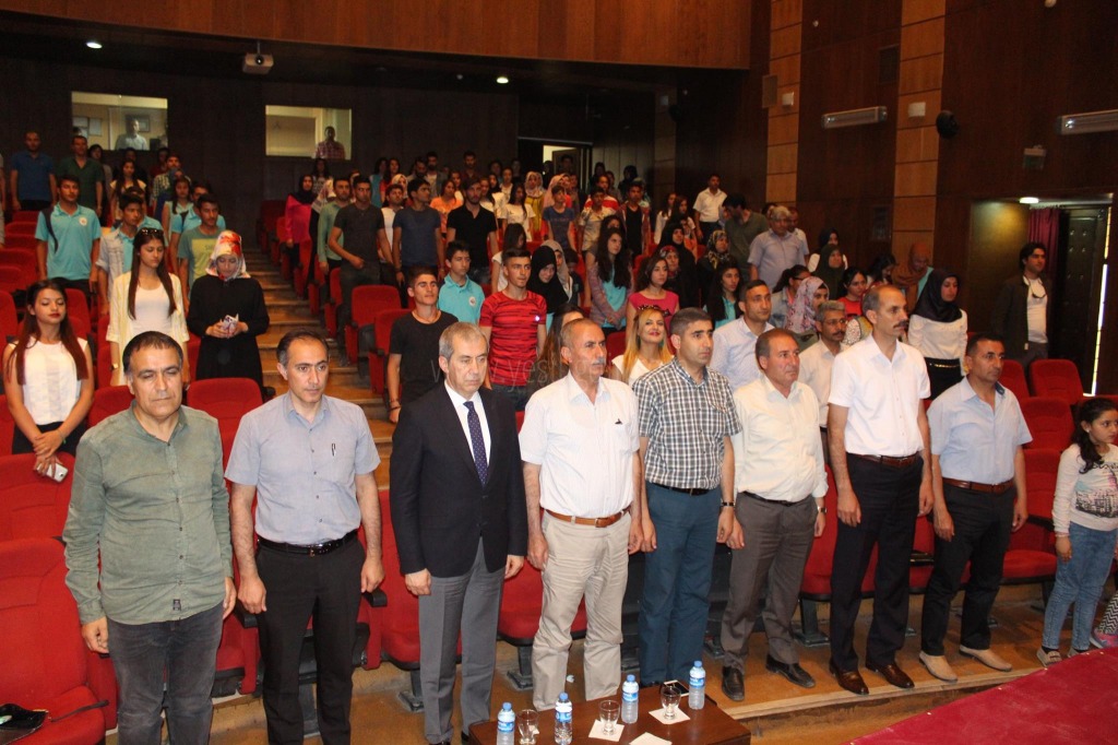 GÜZEL SANATLAR LİSESİNDEN YIL SONU ETKİNLİĞİ