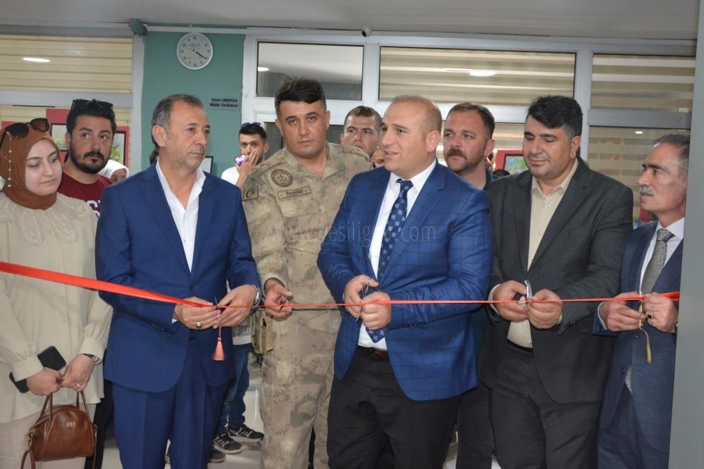 Patnos Halk Eğitimi Merkezi yıl sonu sergisi açıldı