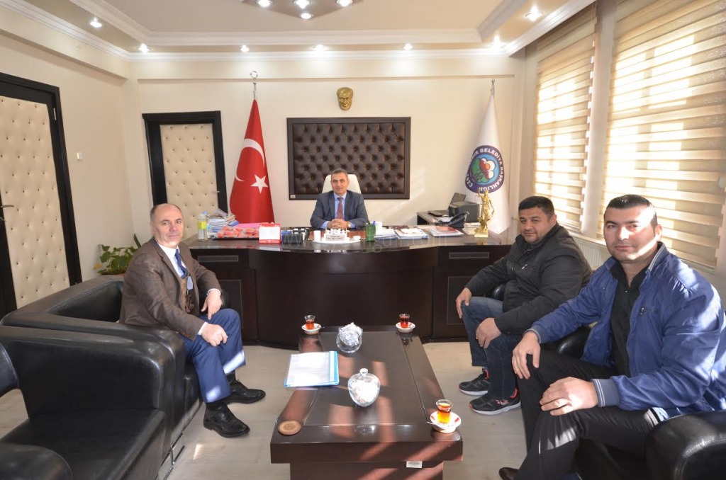 BELEDİYE PERSONELİNE ALACAKLARININ TÜMÜNÜ ÖDEDİ
