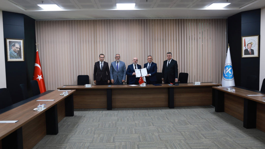 KAYÜ ile Kayseri Sosyal Güvenlik İl Müdürlüğü arasinda iş birliği protokolü imzalandi