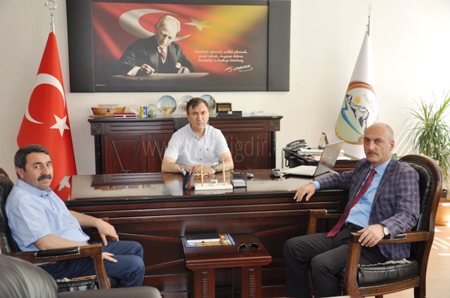 Milli Eğitim Müdüründen Genel Sekreter Ferhat AKKUŞa Veda Ziyareti