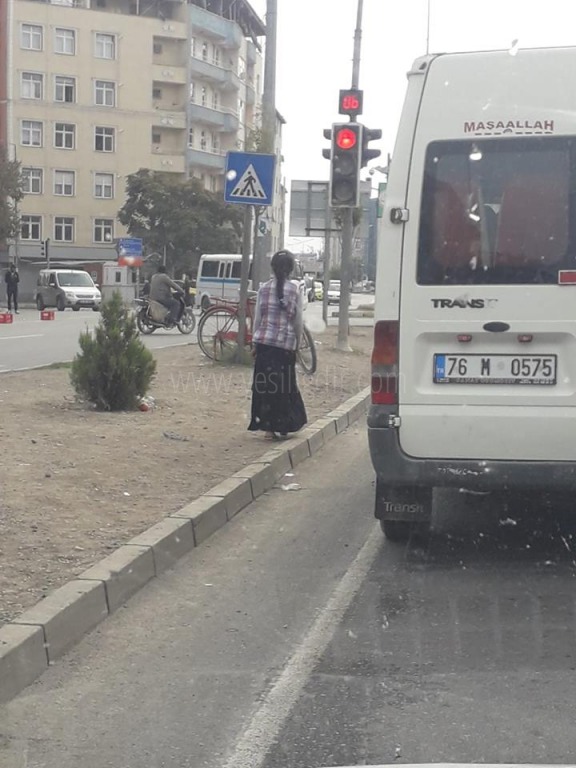Dilencilerin Yeni Yöntemi Kırmızı Işıklar