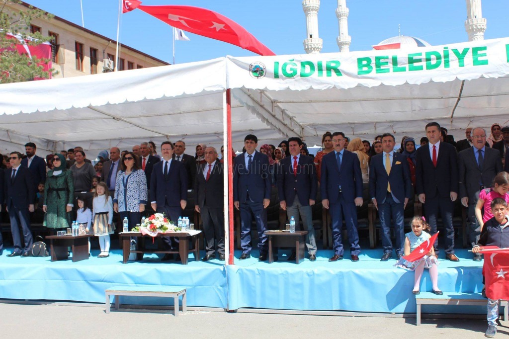 23 Nisan coşkuyla kutlandı