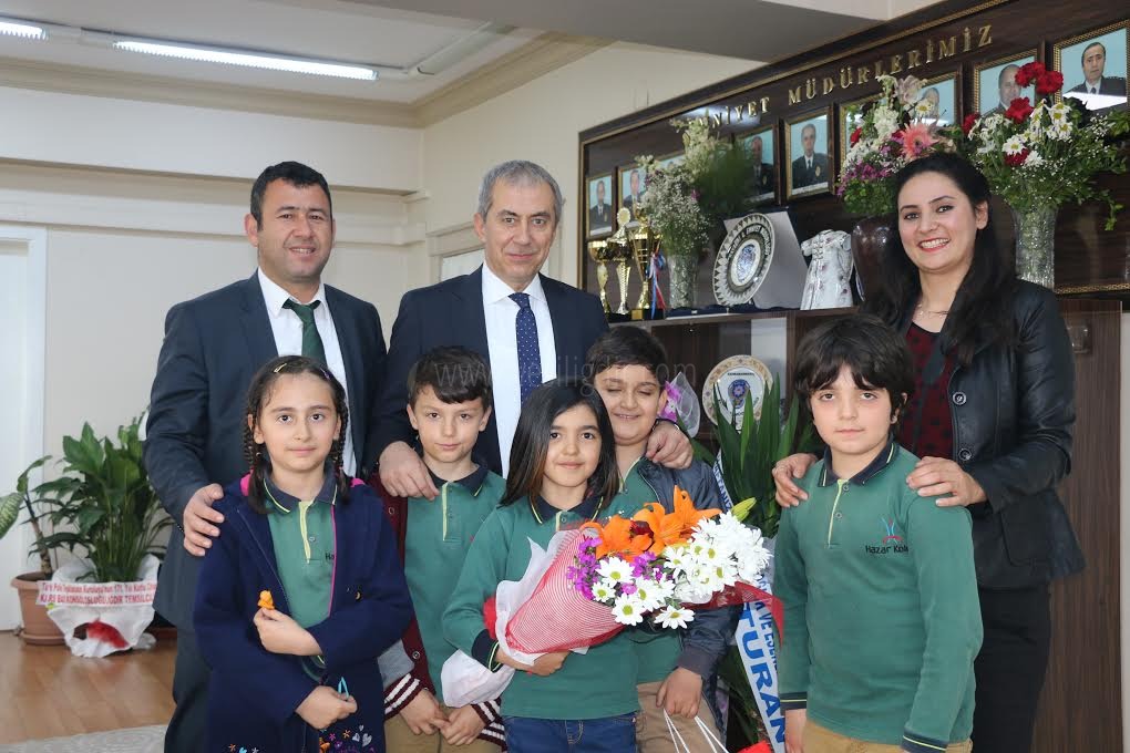 HAZAR KOLEJİNDEN İL EMNİYET MÜDÜRÜMÜZE ANLAMLI ZİYARET