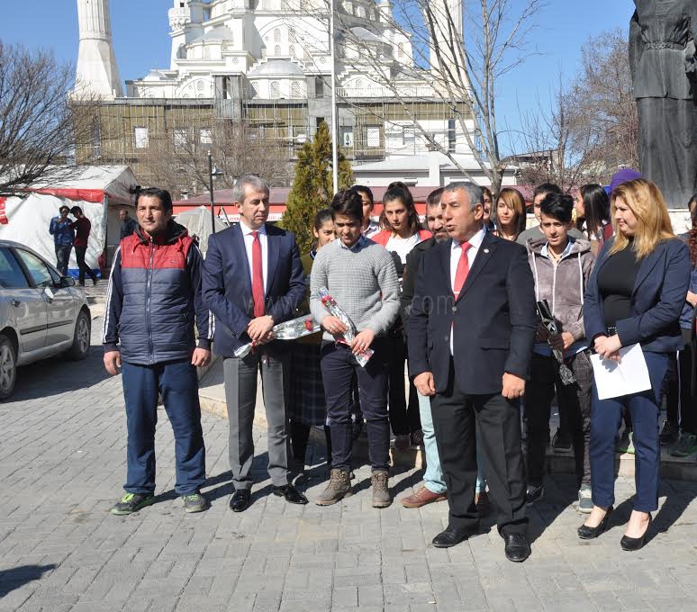 GAZETECİLER KADINLAR GÜNÜNÜ KUTLADI