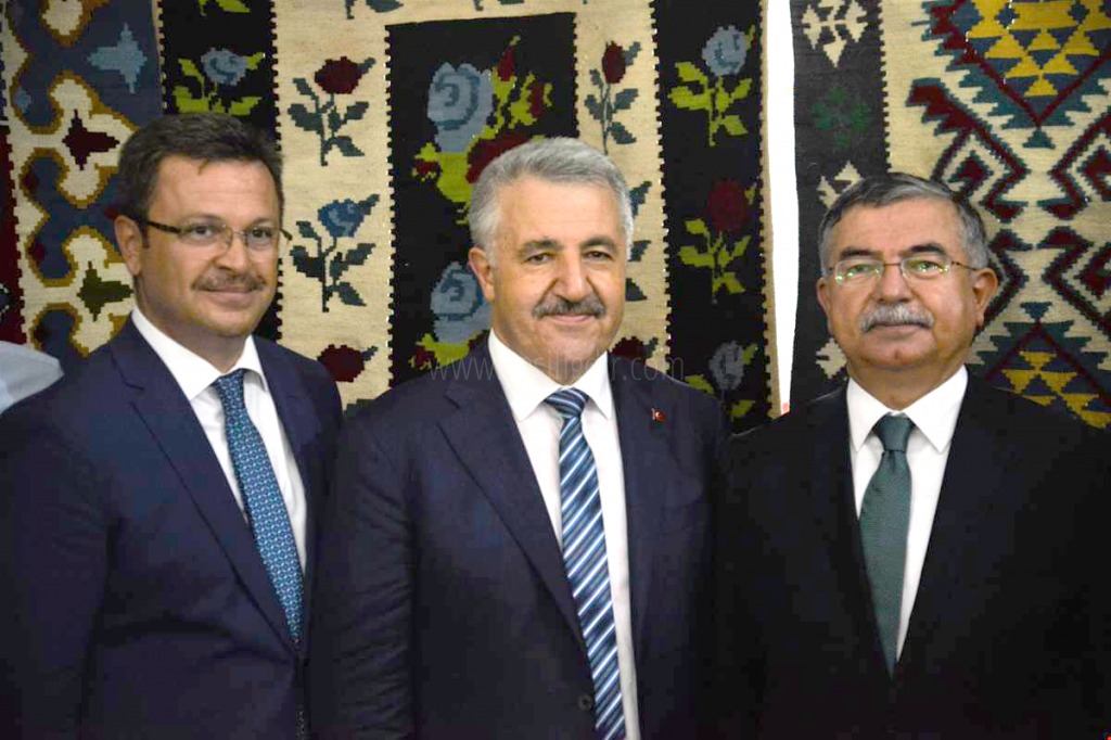 3 KARS-ARDAHAN-IĞDIR TANITIM GÜNLERİ COŞKUYLA DEVAM EDİYOR