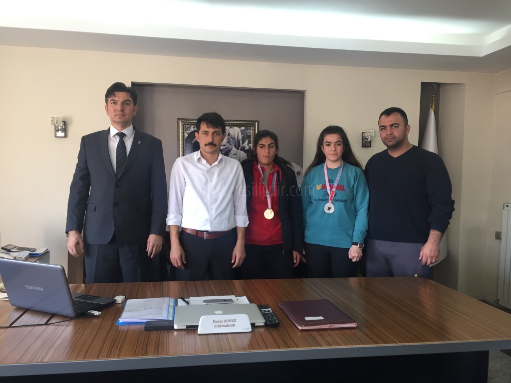 TÜRKİYE BAYANLAR BOKS ŞAMPİYONASINDA MADALYALAR SAHİPLERİNİ BULDU