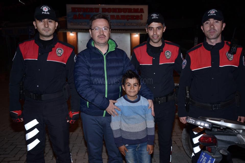 VALİ ÜNLÜ YUNUS TİMLERİYLE BİR ARAYA GELDİ