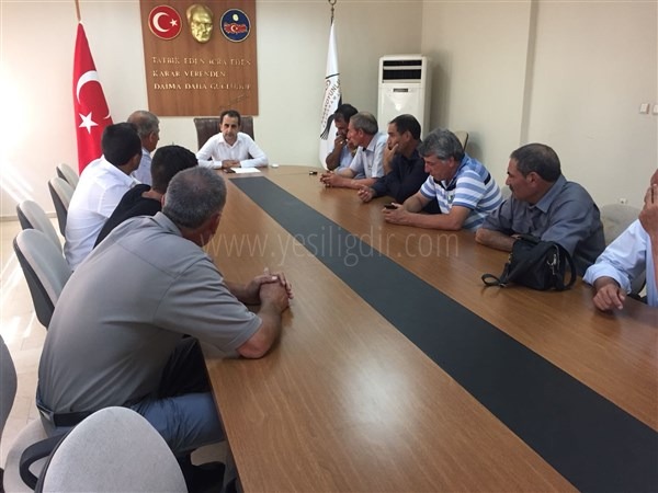 Kaymakam Kamil Güzel Muhtarlarla Bir Araya Geldi