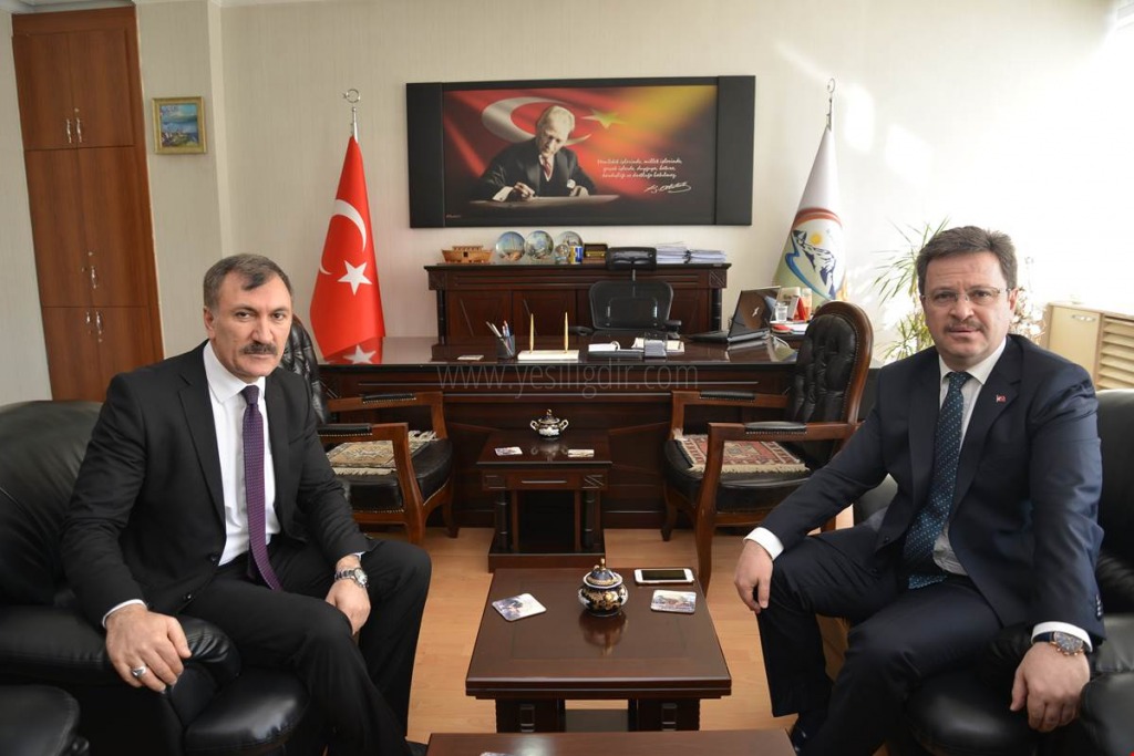 VALİ ENVER ÜNLÜ İL ÖZEL İDARESİNİ ZİYARET ETTİ