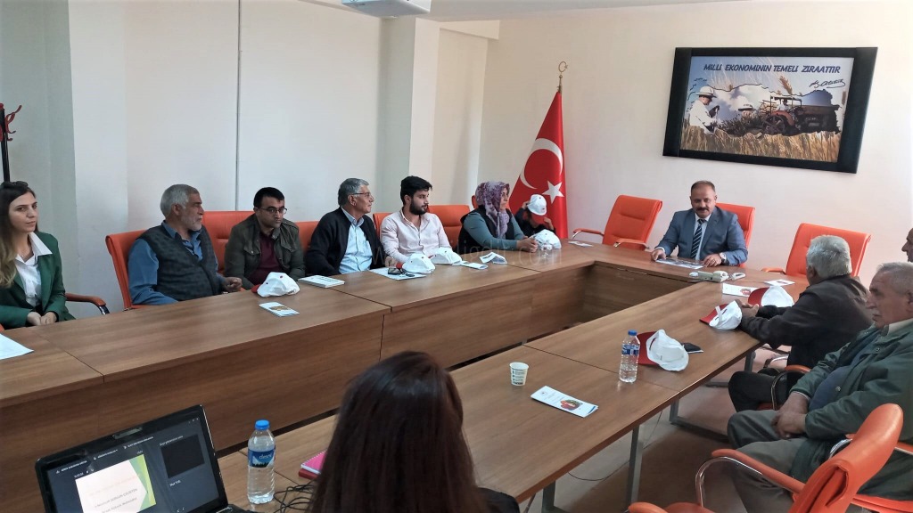 İYİ TARIM UYGULAMA EĞİTİMİ VERİLDİ