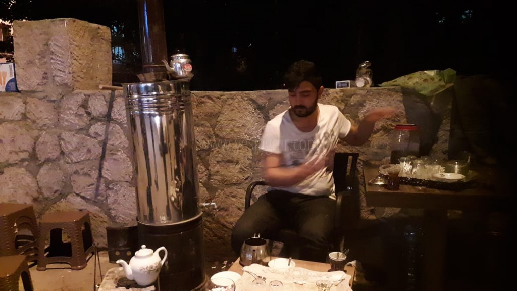 IĞDIRDA RAMAZANDA SEMAVERDE ÇAY KEYFİ