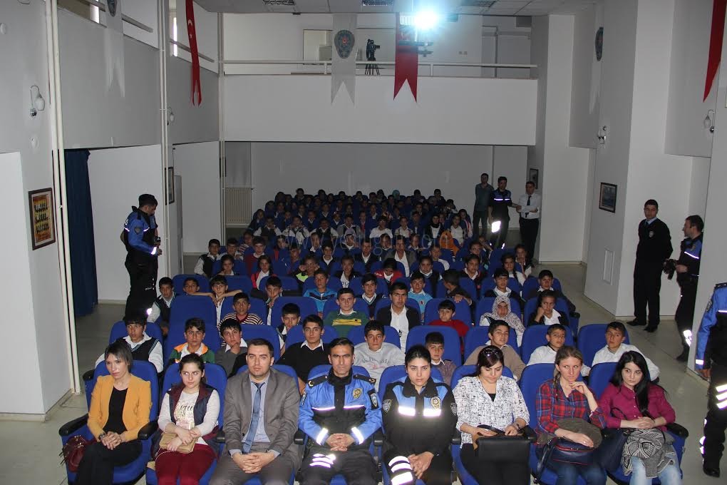 6-10 NİSAN POLİS HAFTASI ETKİNLİKLERİ KAPSAMINDA TİYATRO GÖSTERİMİ