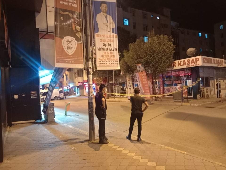 Iğdır'da şüpheli paket paniğe neden oldu Fünyeyle patlatılan paket boş çıktı