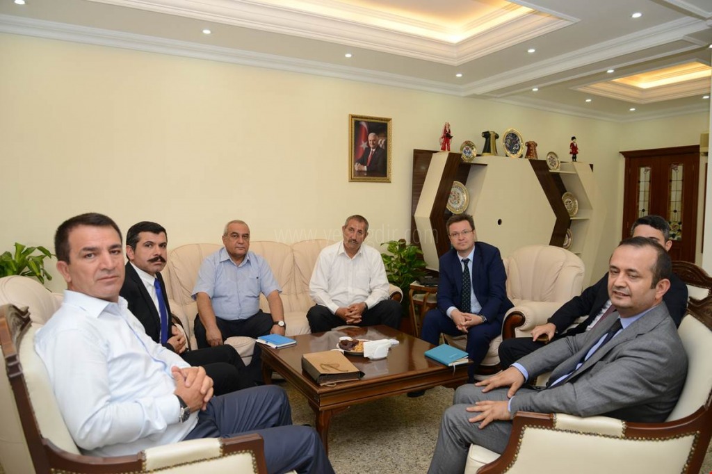 VALİ ENVER ÜNLÜYE ASİST YETKİLİLERİNDEN NEZAKET ZİYARETİ