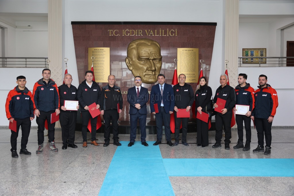 Vali Ercan Turandan Başarı ve Teşekkür Belgesi