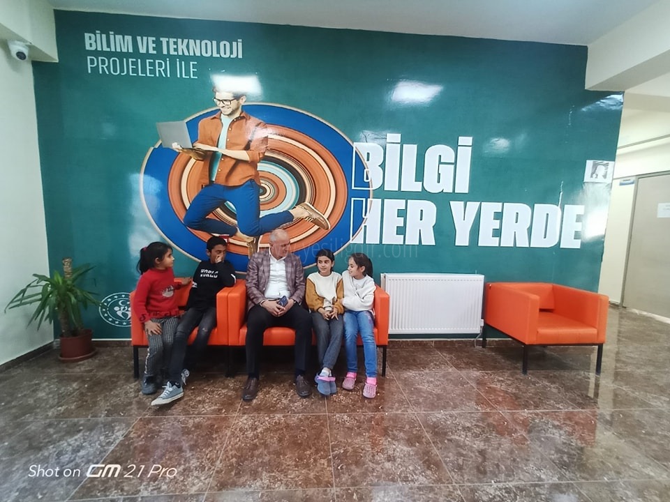 Yusuf ÇEBİ Gençlik Merkezinde Gençlerle Bir Araya Geldi