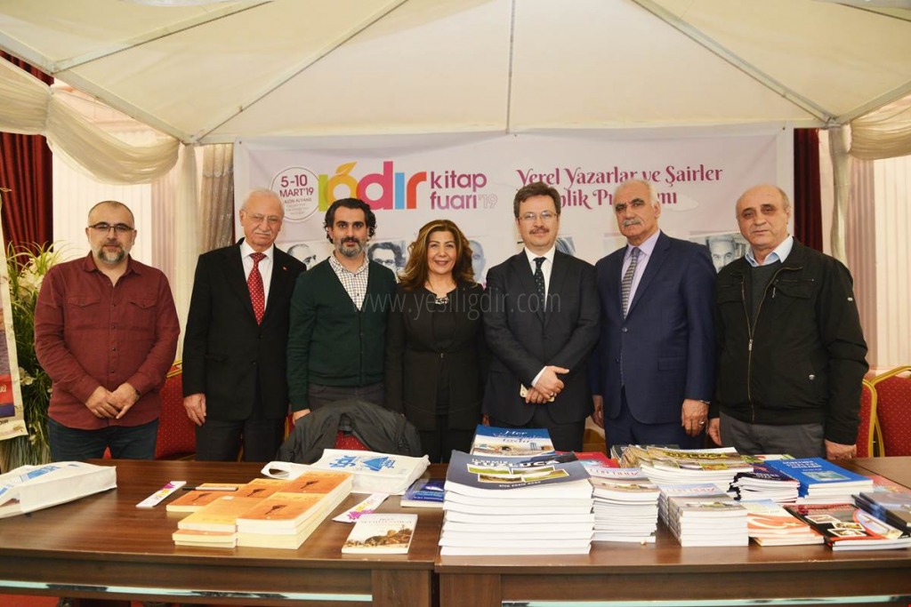 IĞDIR KİTAP FUARI YOĞUN İLGİ GÖRDÜ