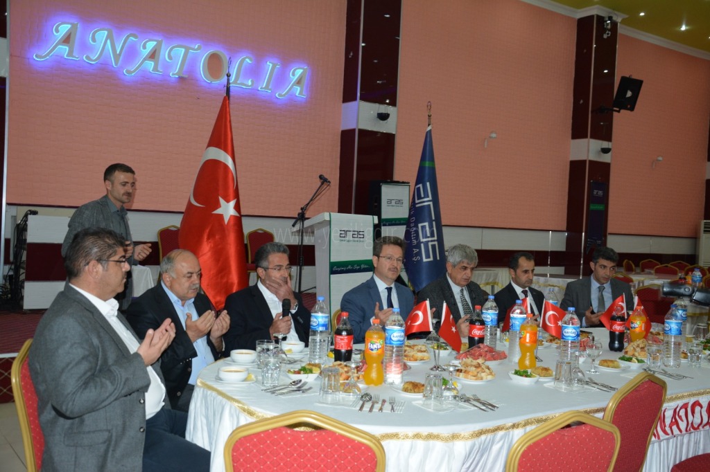 ARAS EDAŞTAN İFTAR YEMEĞİ