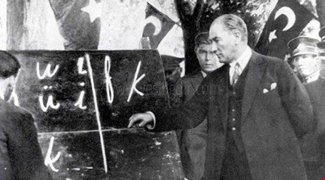VALİ ENVER ÜNLÜ'NÜN ÖĞRETMENLER GÜNÜ MESAJI