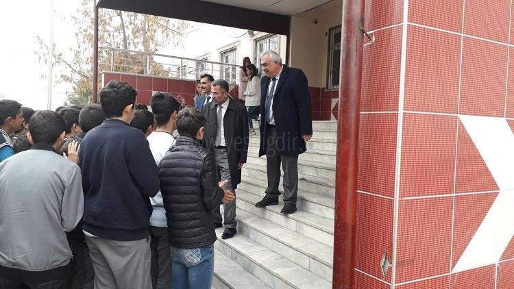 İmam-Hatip Ortaokulunda Mevlid-i Nebi Programı
