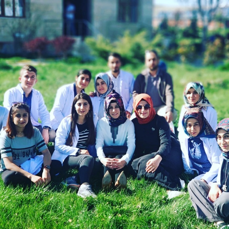 Öğrencilerimiz Yüzüncü Yıl Üniversitesi Veteriner Fakültesine Teknik Gezi Düzenledi
