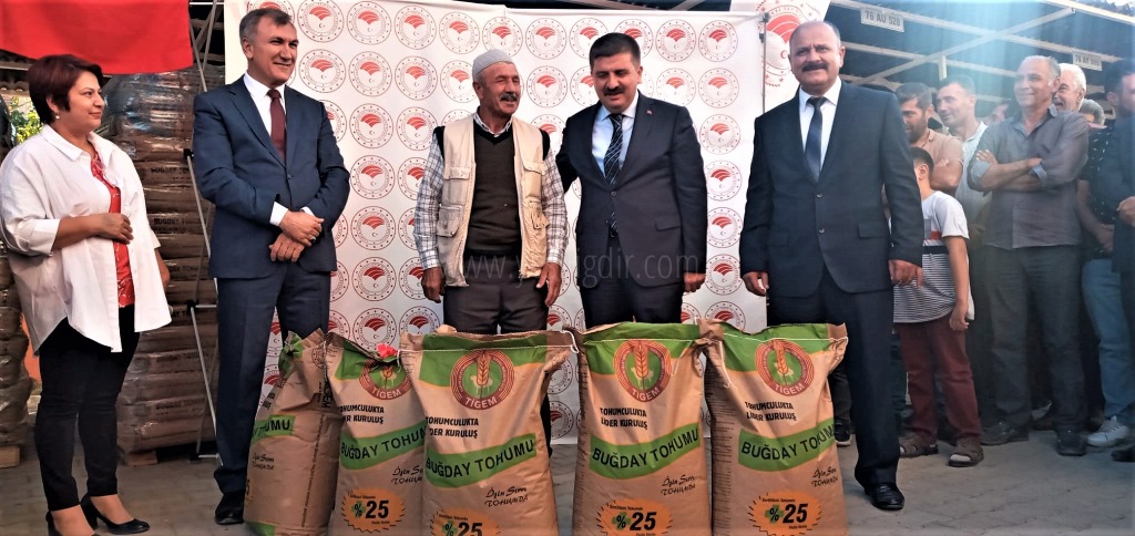 142 TON BUĞDAY TOHUMU DAĞITILDI