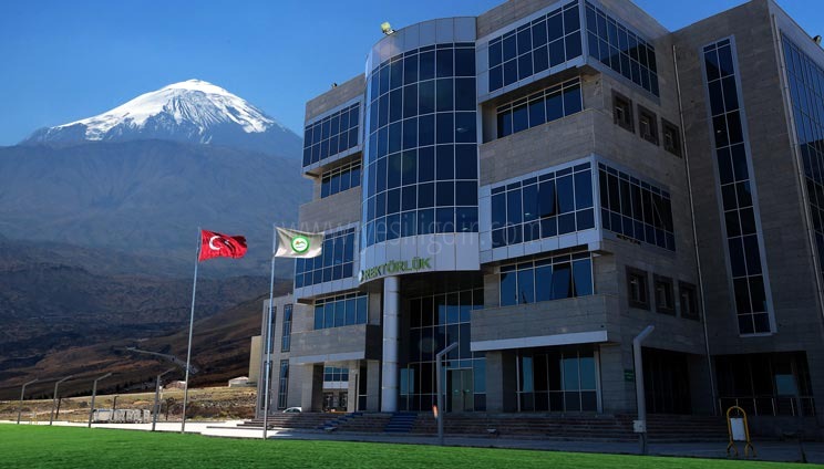 ÜNİVERSİTE PERSONELİNE İÇ DENETİMİN ÖNEMİ ANLATILDI