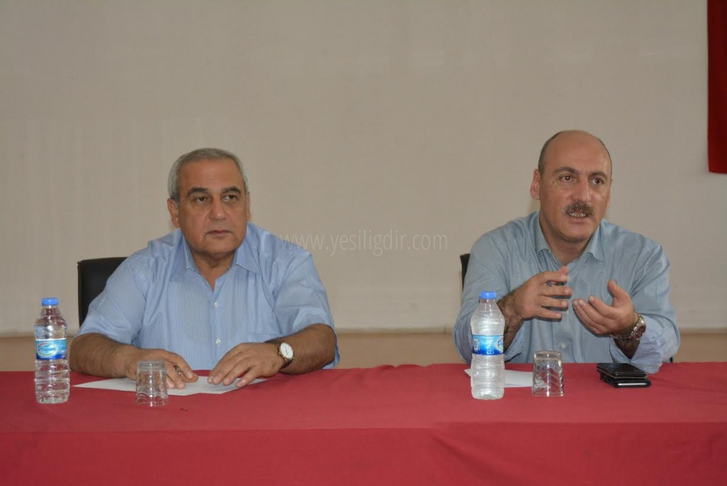 MİLLİ EĞİTİM MÜDÜRÜ MÜDÜRLÜK ÇALIŞANLARI İLE TOPLANTI YAPTI