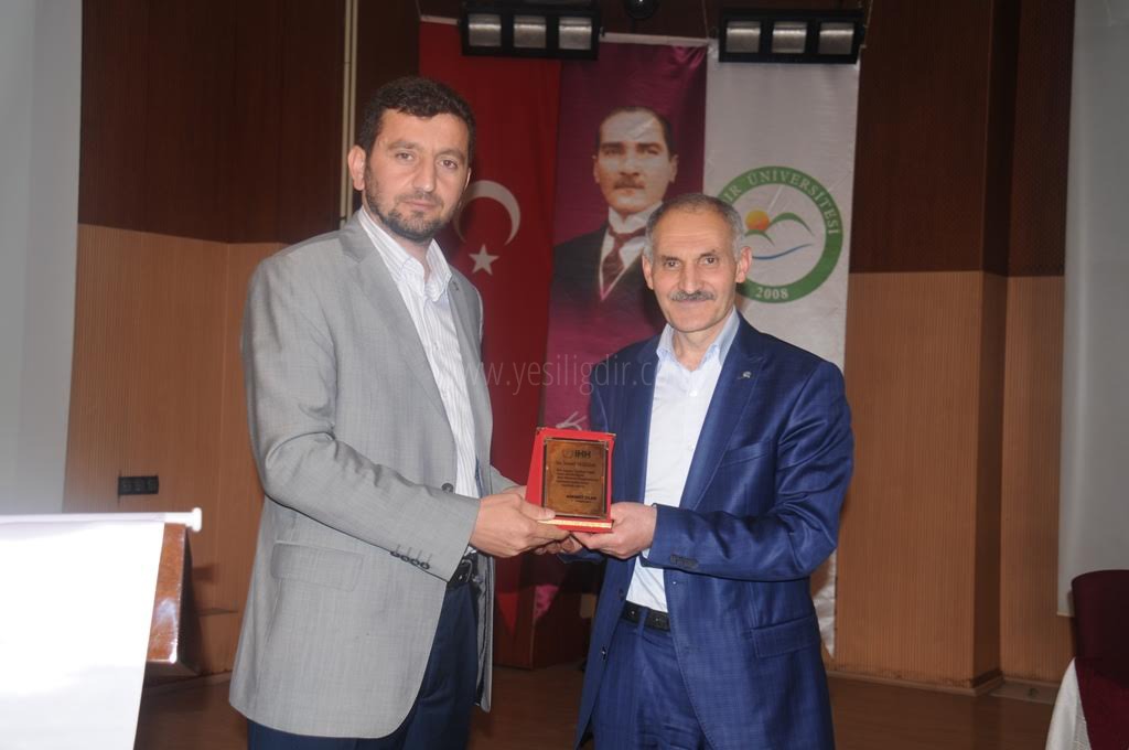 Üniversitemizde Mavi Mara Konulu Konferans Düzenlendi