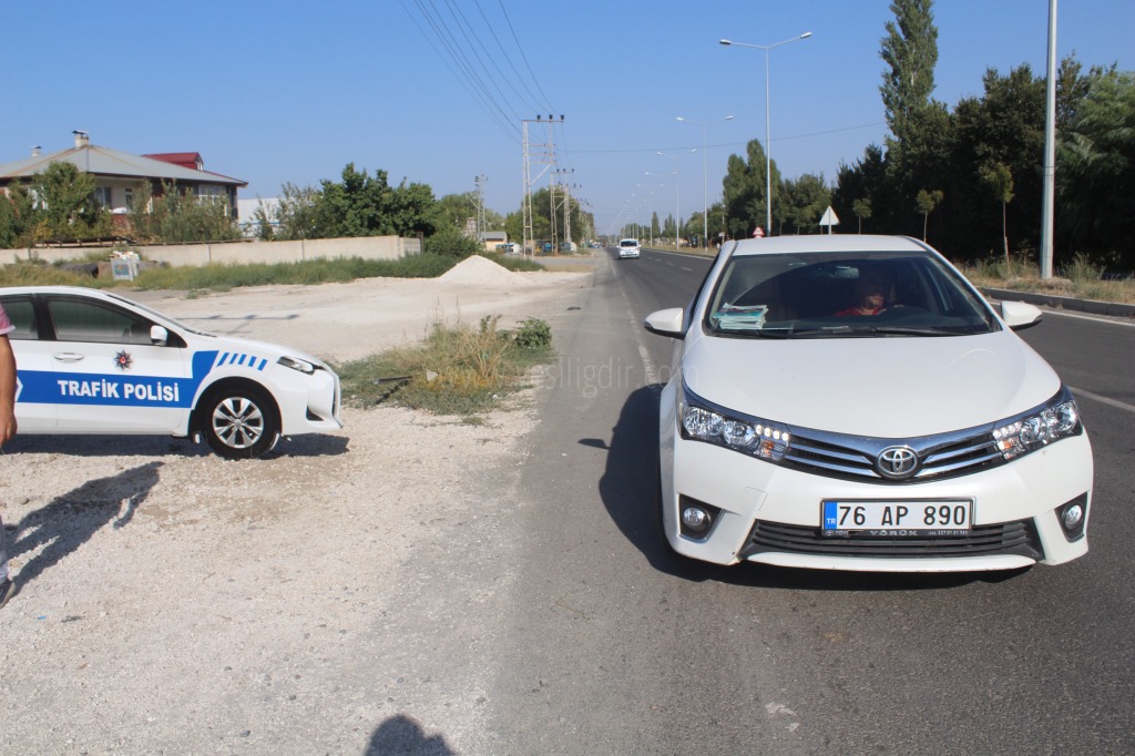 Iğdır da 3 farklı noktaya Maket Polis Arabası' Uygulaması