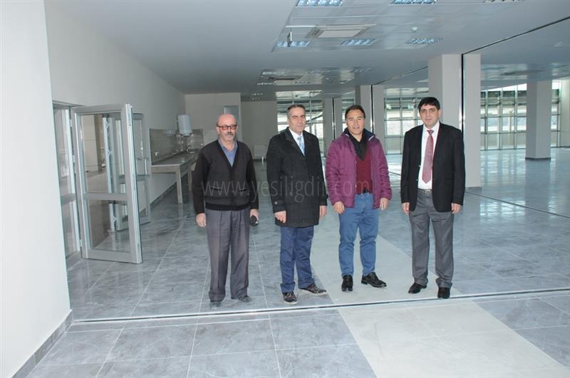 Rektör Alma Üniversite Alt Yapı Çalışmaları ve Mediko-Sosyal Binasında İncelemelerde Bulundu