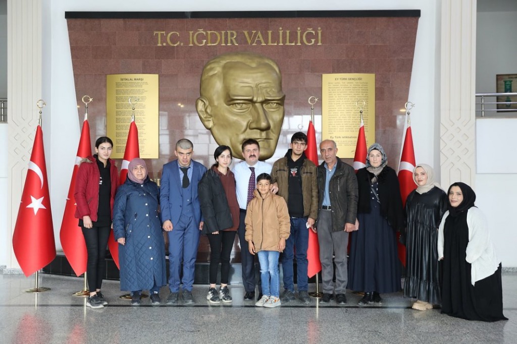 Vali Sarıibrahime Anlamlı Ziyaret