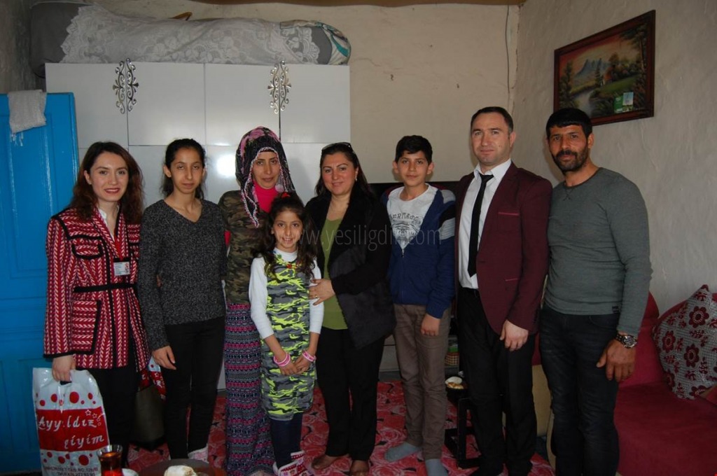 SEMA ÜNLÜ HANIMEFENDİ GAZİ AİLESİNİ ZİYARET ETTİ