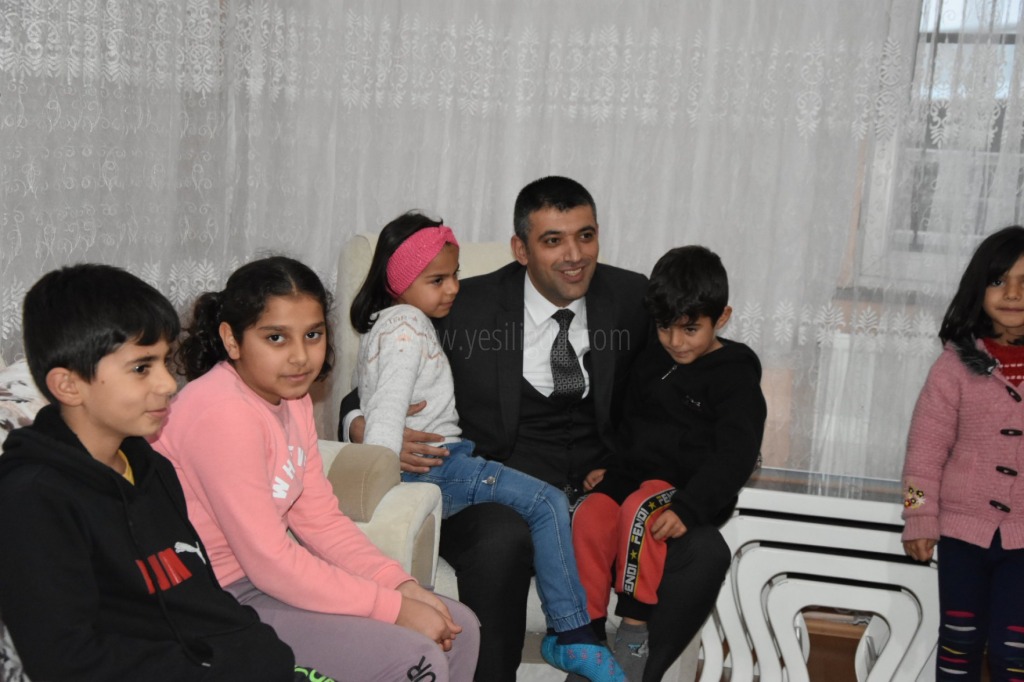 Milli Eğitim Müdürü Servet Canlıdan Ev Ziyareti