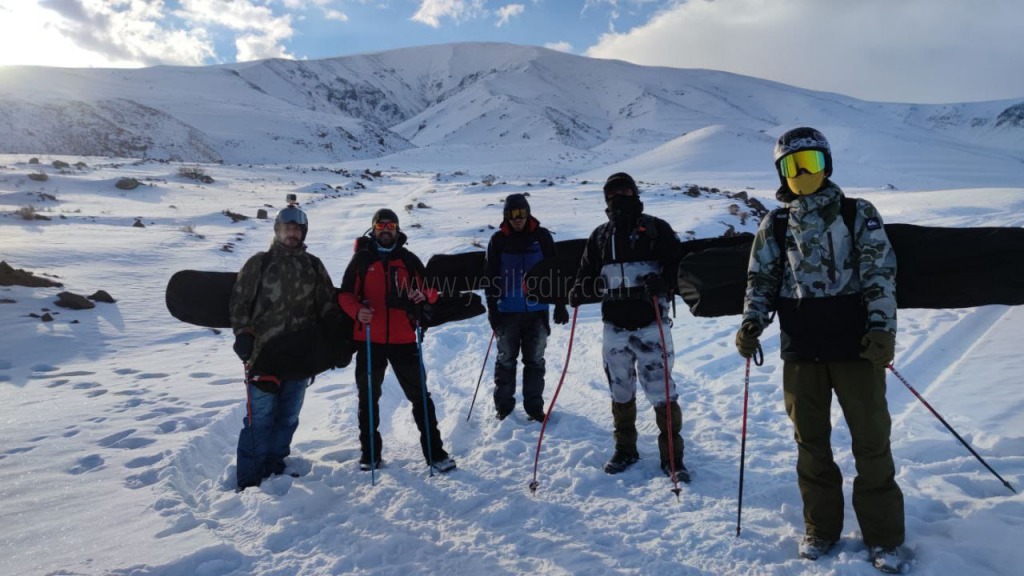 Pamuk Dağın da ilk Snowboard