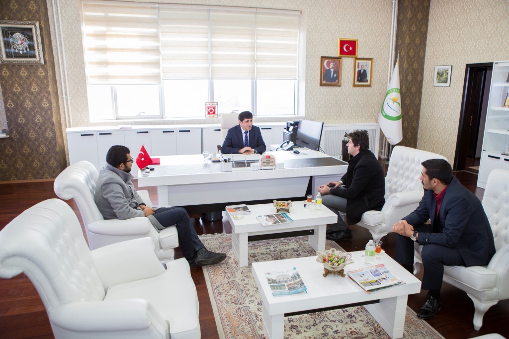 Iğdır Devlet Hastanesi Beyin Cerrahları Rektör Almayı Ziyaret Etti