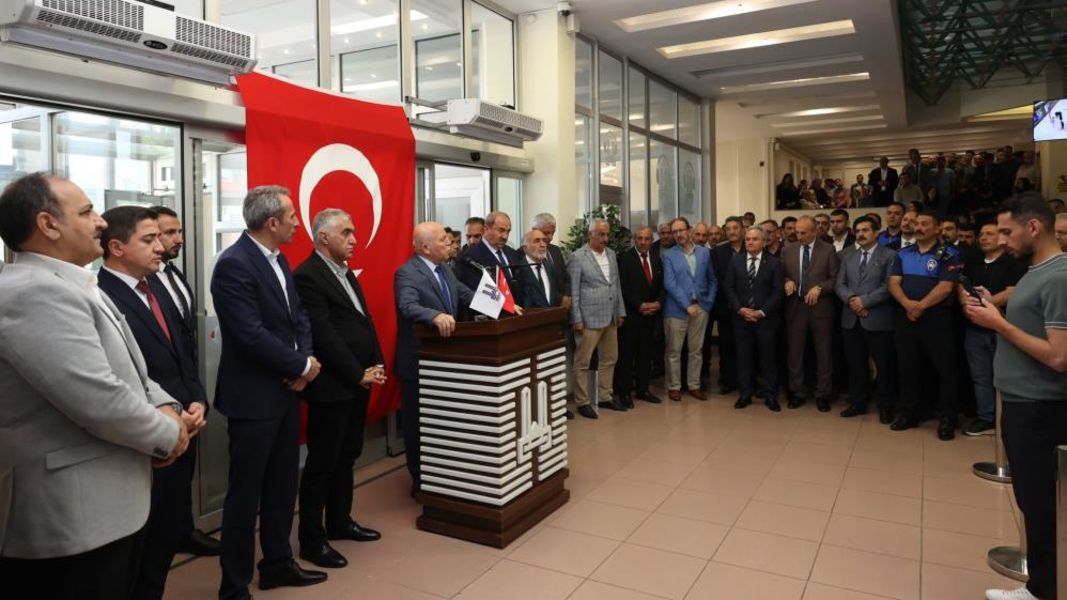 Valilik ve Büyükşehir’de erken bayramlaşma