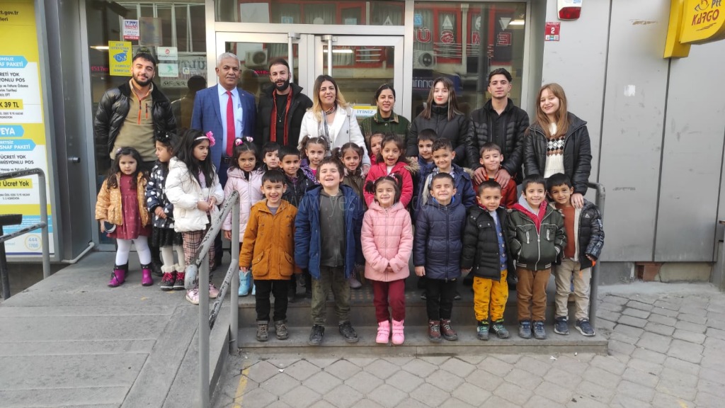 PTTDEN TEBRİK KARTI BİZDEN GÖNDERMESİ SİZDEN KAMPANYASI