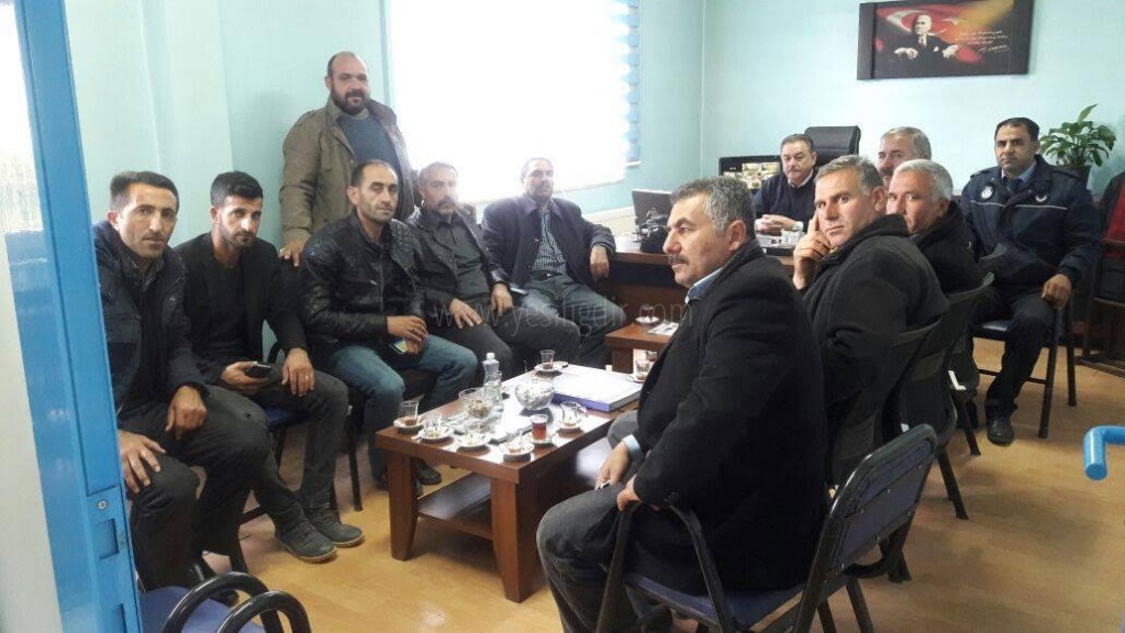 MUHTARLARDAN ZABITA MÜDÜRÜNE ZİYARET