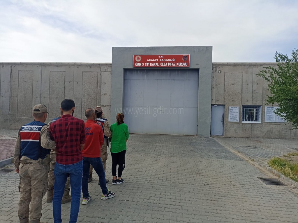 JANDARMADAN UYUŞTURUCU OPERASYONU 3 TUTUKLAMA