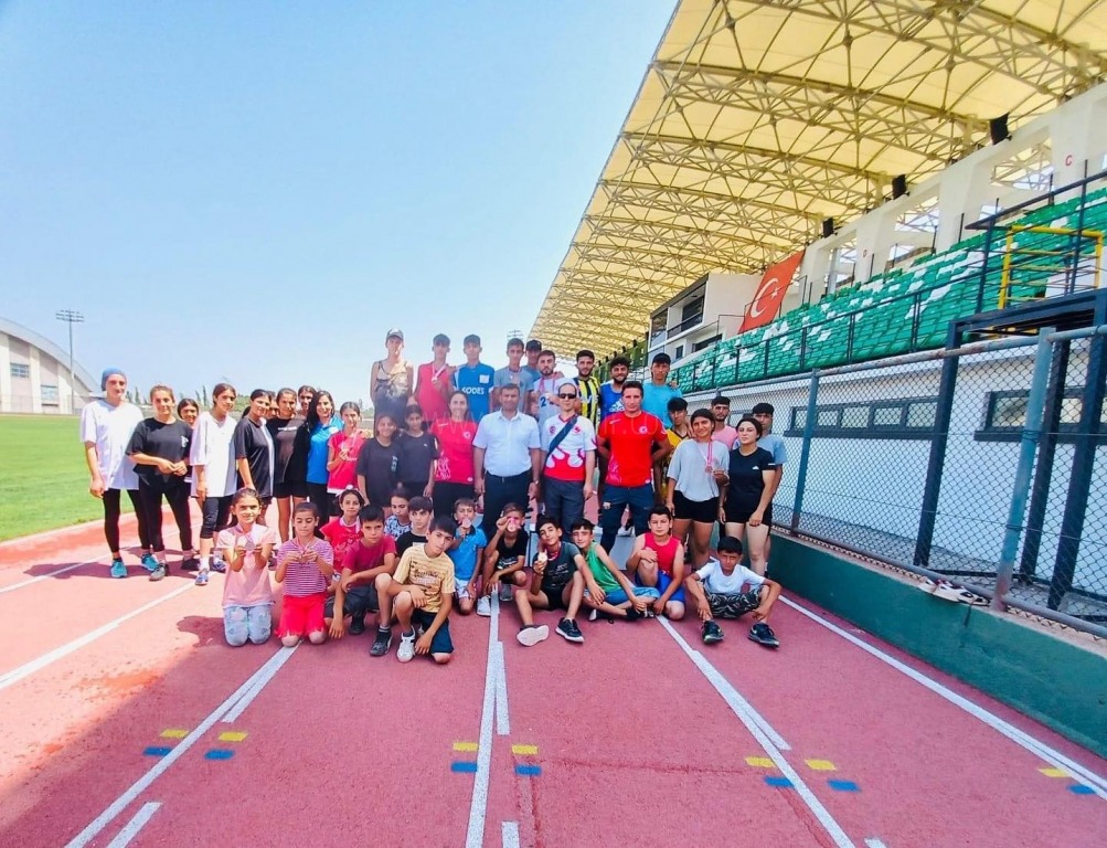 DERECEYE GİREN SPORCULARA ÖDÜL