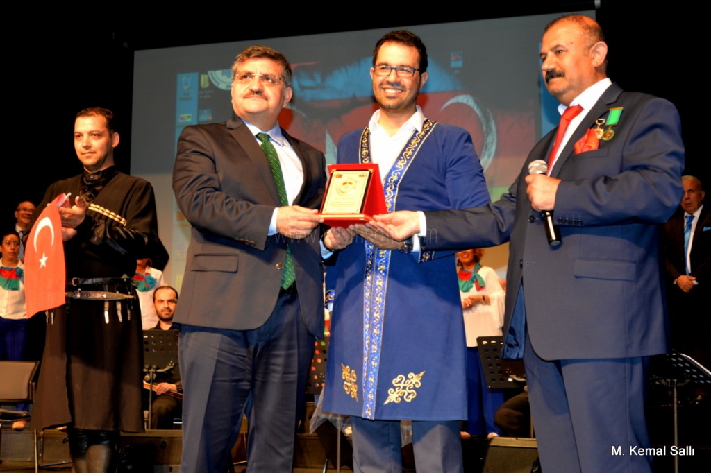 İSTADAN MUHTEŞEM 100YIL KONSERİ